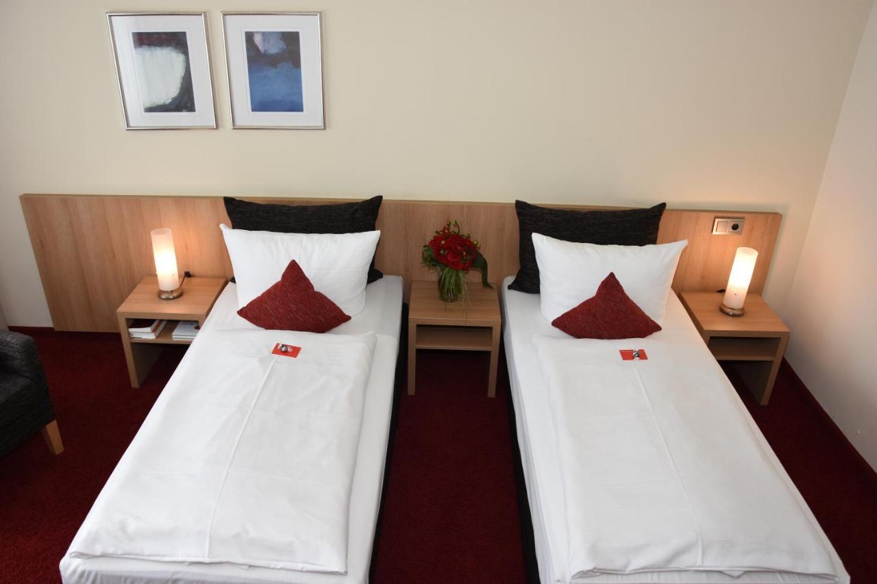 Concorde Hotel Viktoria Kronberg im Taunus Bagian luar foto